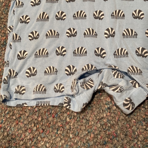 Kickee pants Collared Romper- Roly Poly print - Picture 3 of 5